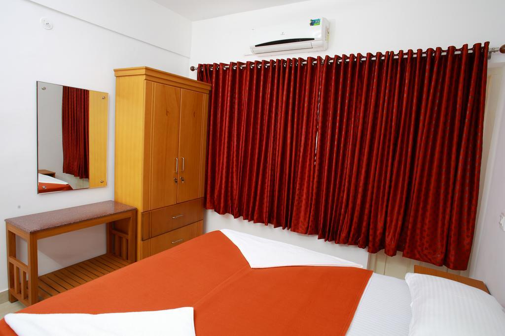 Phils' Residency & Banquets Hotel Kochi Kamer foto
